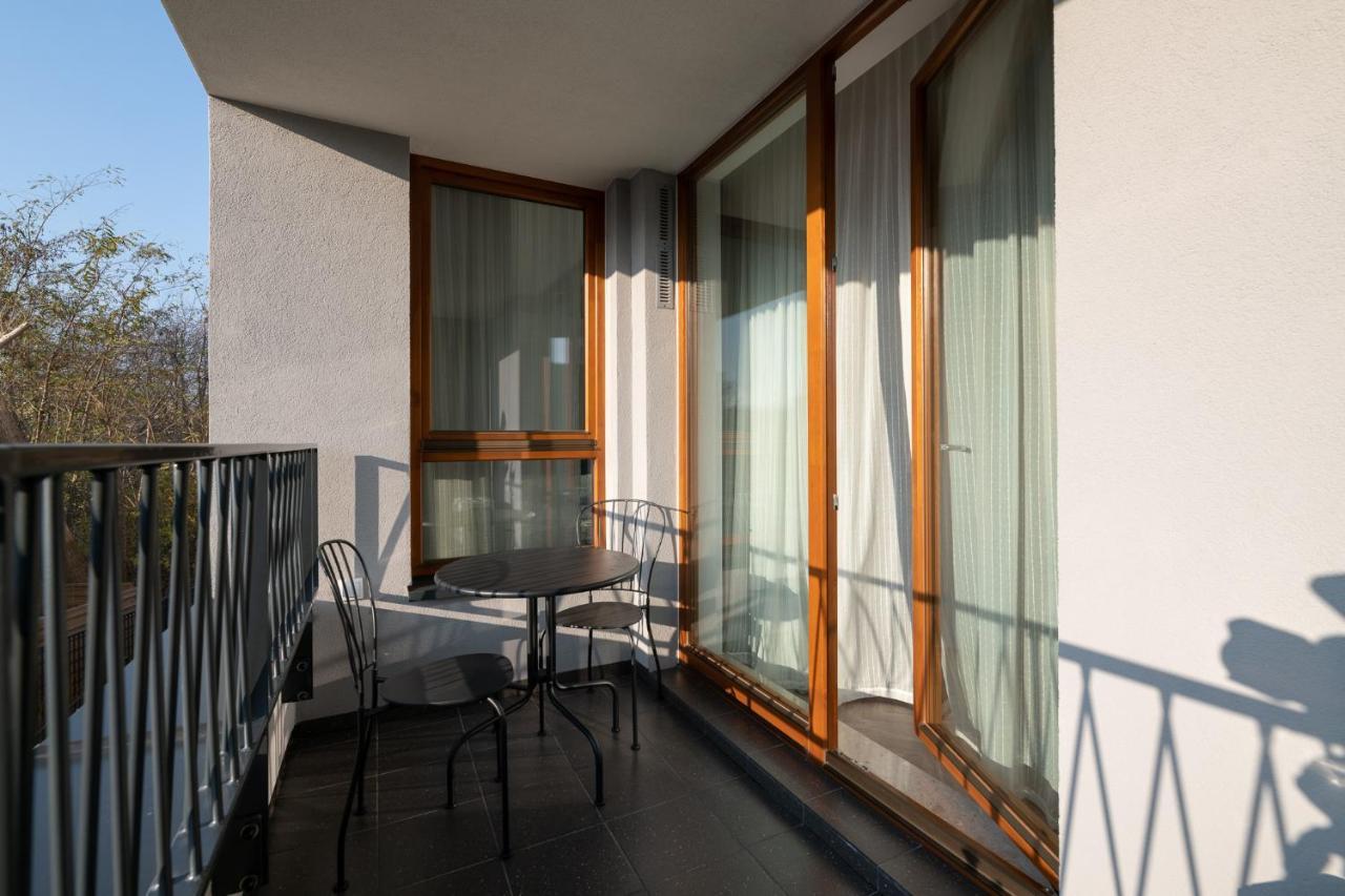 Nexthome Boutique Apartments - Klimatyzacja - Air Conditioning - New Warsaw Luaran gambar